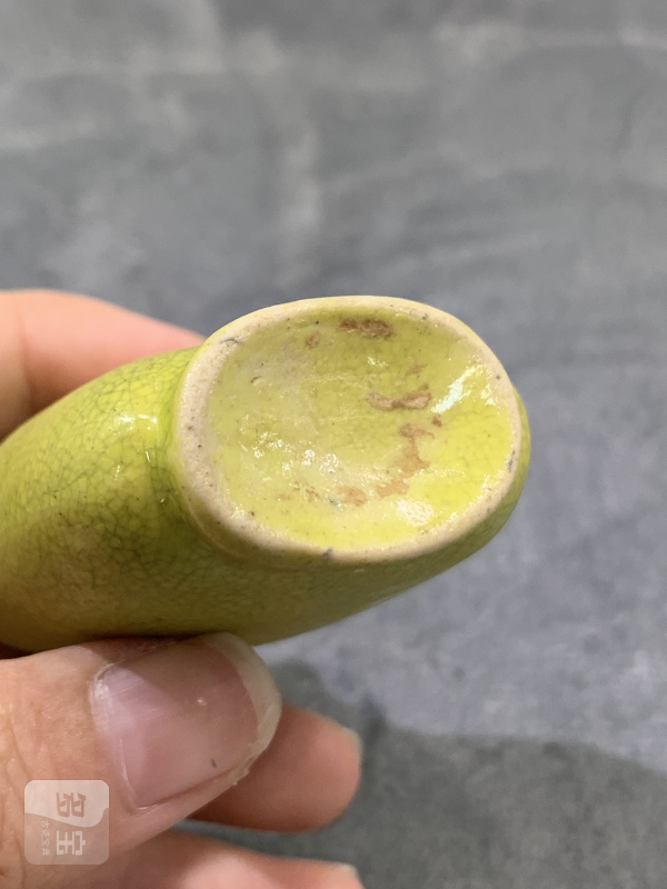 清晚期茶叶末釉鼻烟壶 - 图7